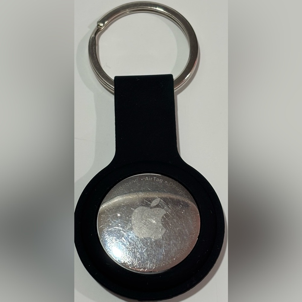 3/$20 | AirTag Holder Keychain | Black Pink Navy Red - Picture 3 of 4